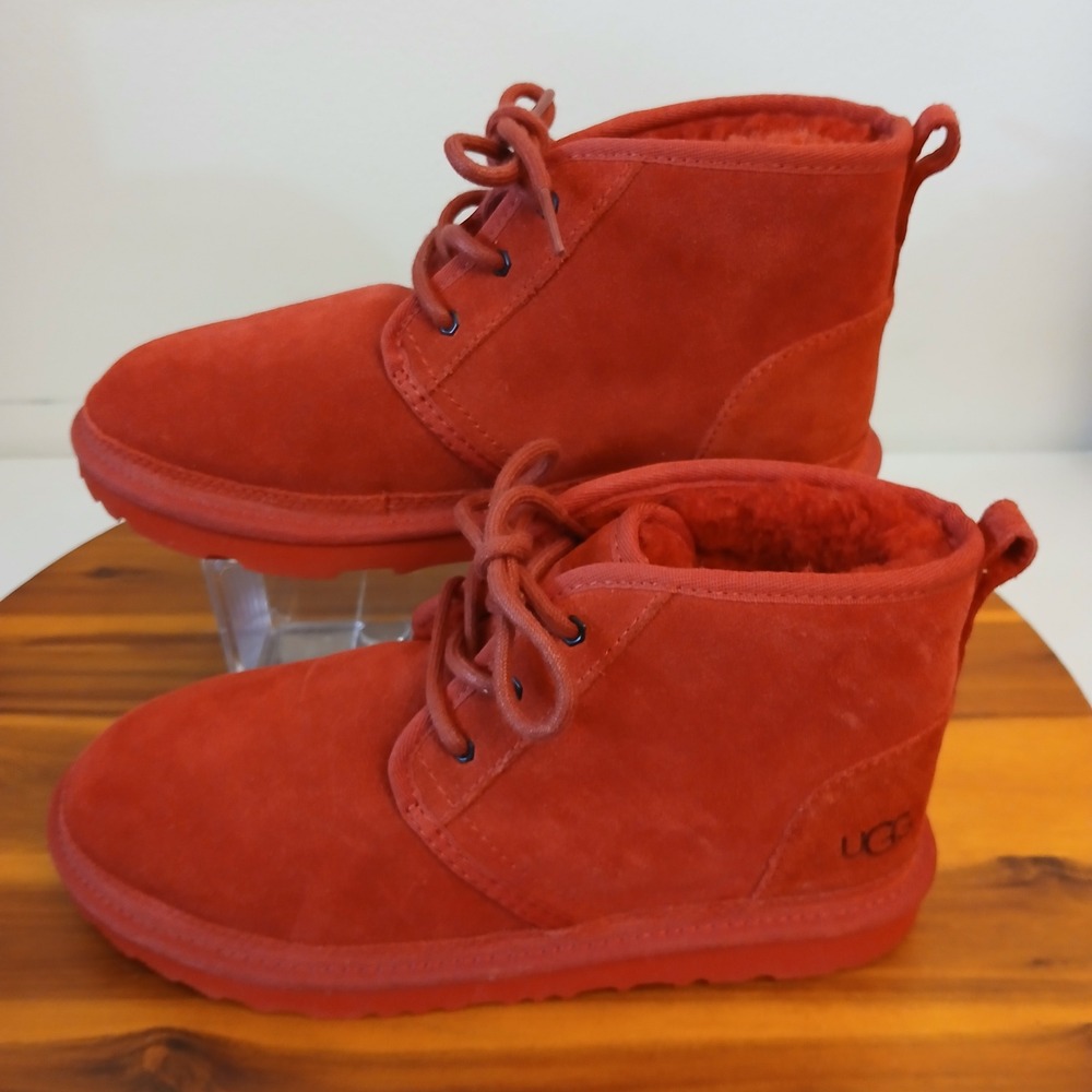 UGG Neumel Kids Size 6 Red Boots Shoes Suede Lace Up Mid 1017320K